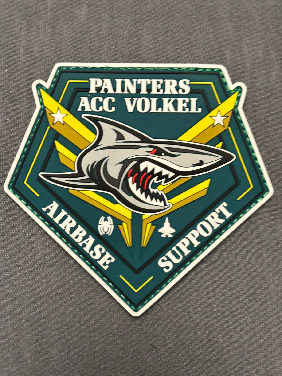 Pvc embleem ACC painters Volkel AB, Verzenden, Luchtmacht, Nederland, Embleem of Badge