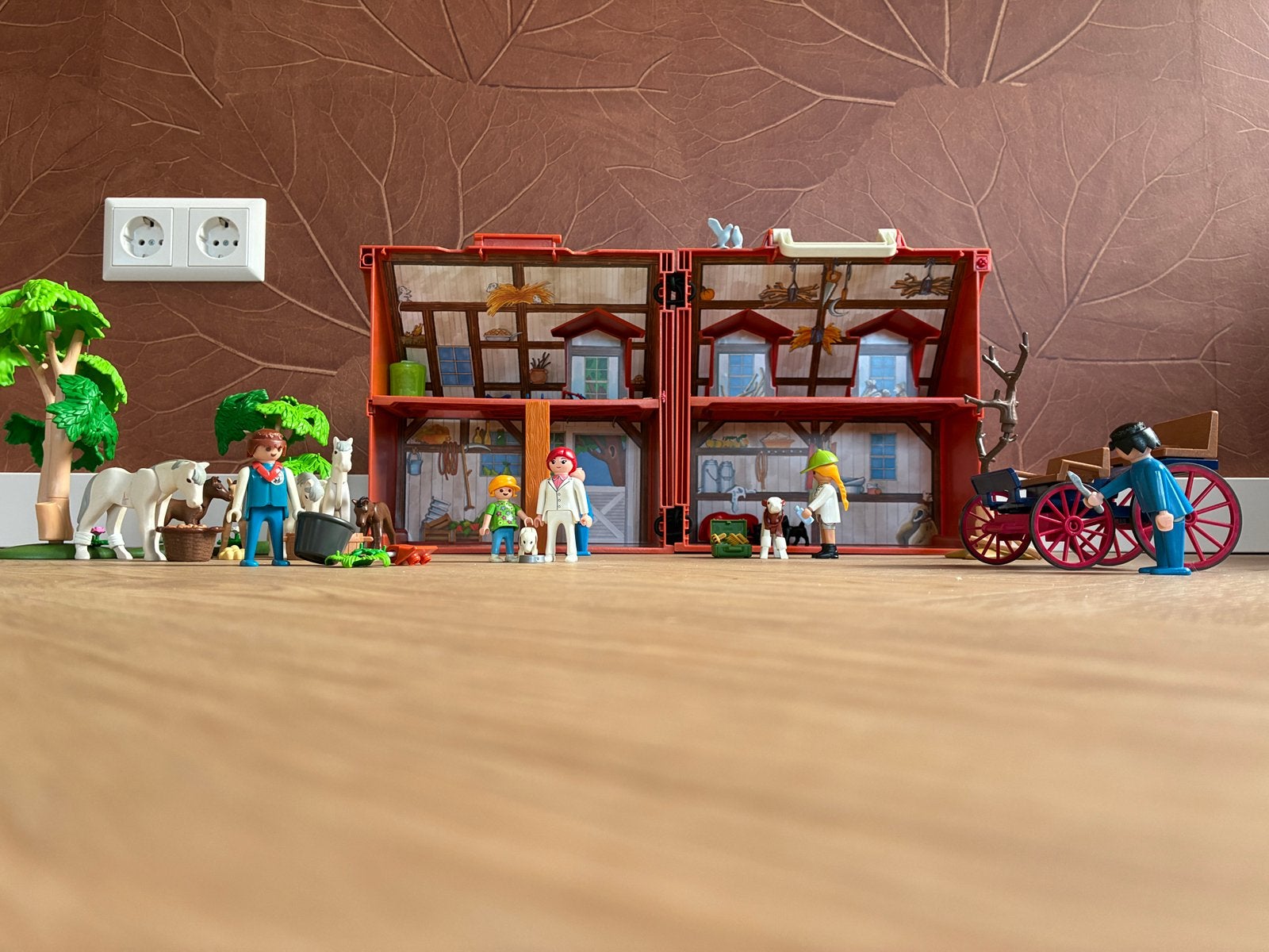 Playmobil boerderij (tegelijk opbergbox), Ophalen, Gebruikt, Complete set, Gebouw