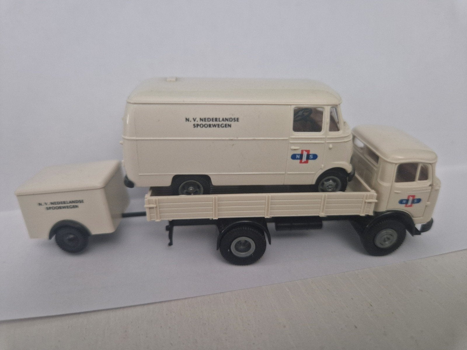 set Nederlandse Spoorwegen 1:87 Brekina, Overige merken, Treinset, Gelijkstroom of Wisselstroom, Ophalen of Verzenden