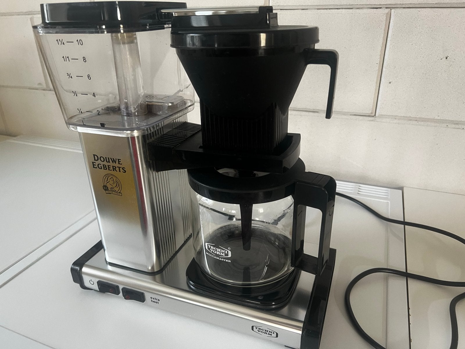 Douwe Egberts Technivorm Moccamaster Koffiezetapparaat, Witgoed en Apparatuur, Koffiezetapparaten, Ophalen, Afneembaar waterreservoir
