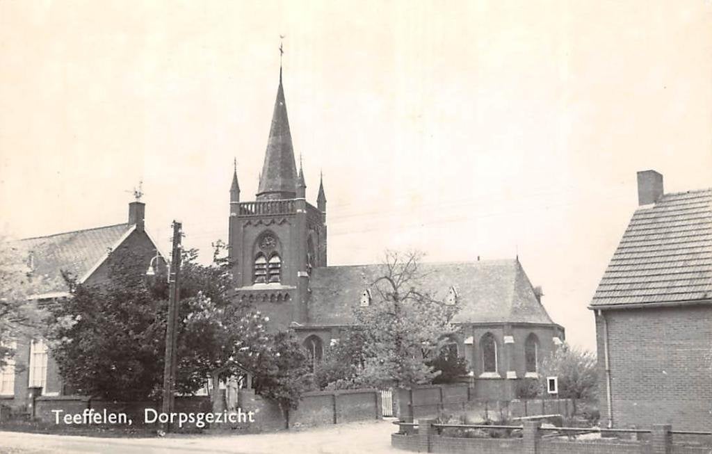 Teeffelen Dorpsgezicht met Kerk Lith Oss Noord-Brabant, Verzenden, 1960 tot 1980, Gelopen, Noord-Brabant