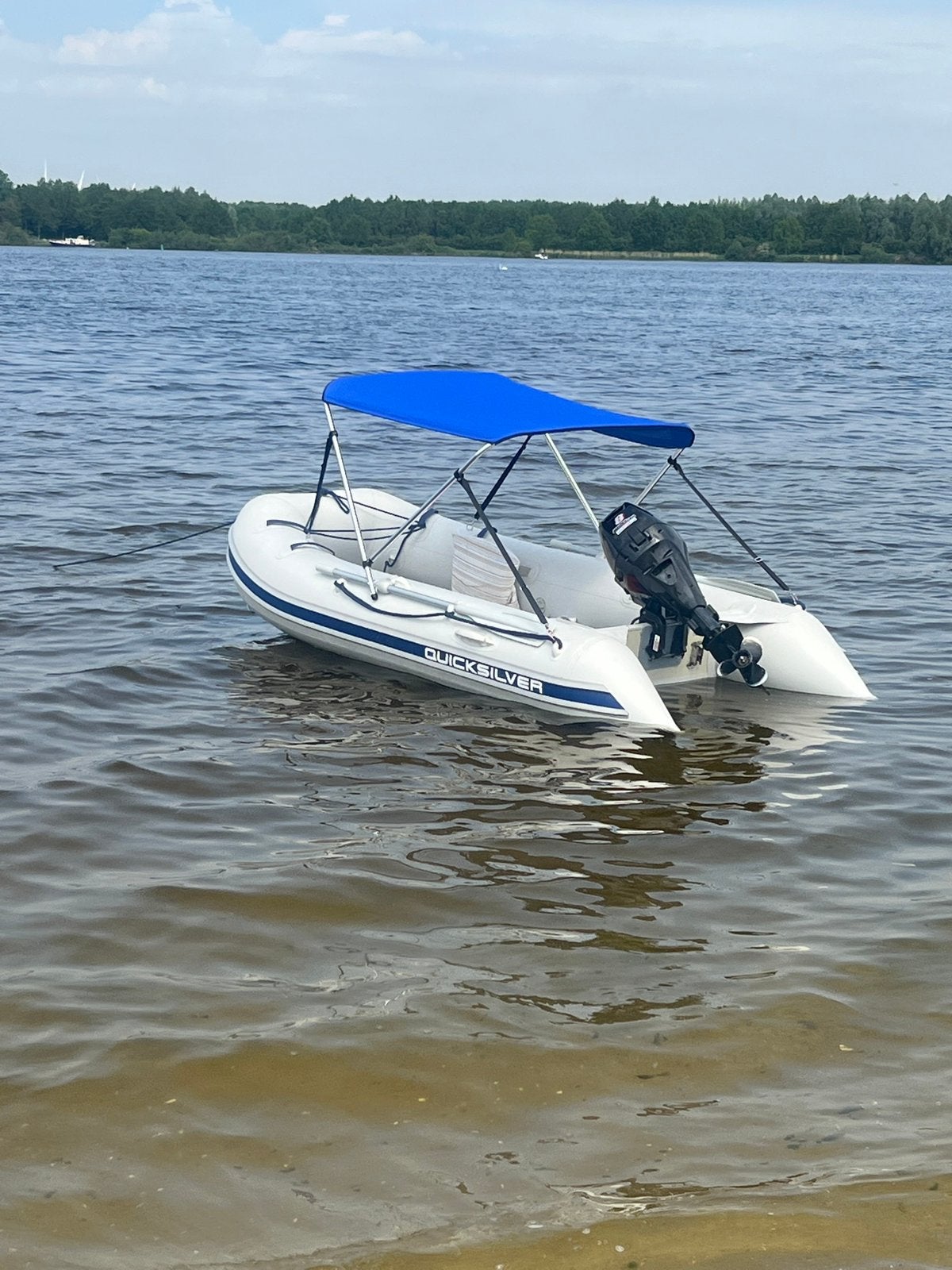 Suzuki 8 PK + quicksilver 270 rubberboot + biminitop, Ophalen, Minder dan 5 pk, Zo goed als nieuw, Buitenboordmotor