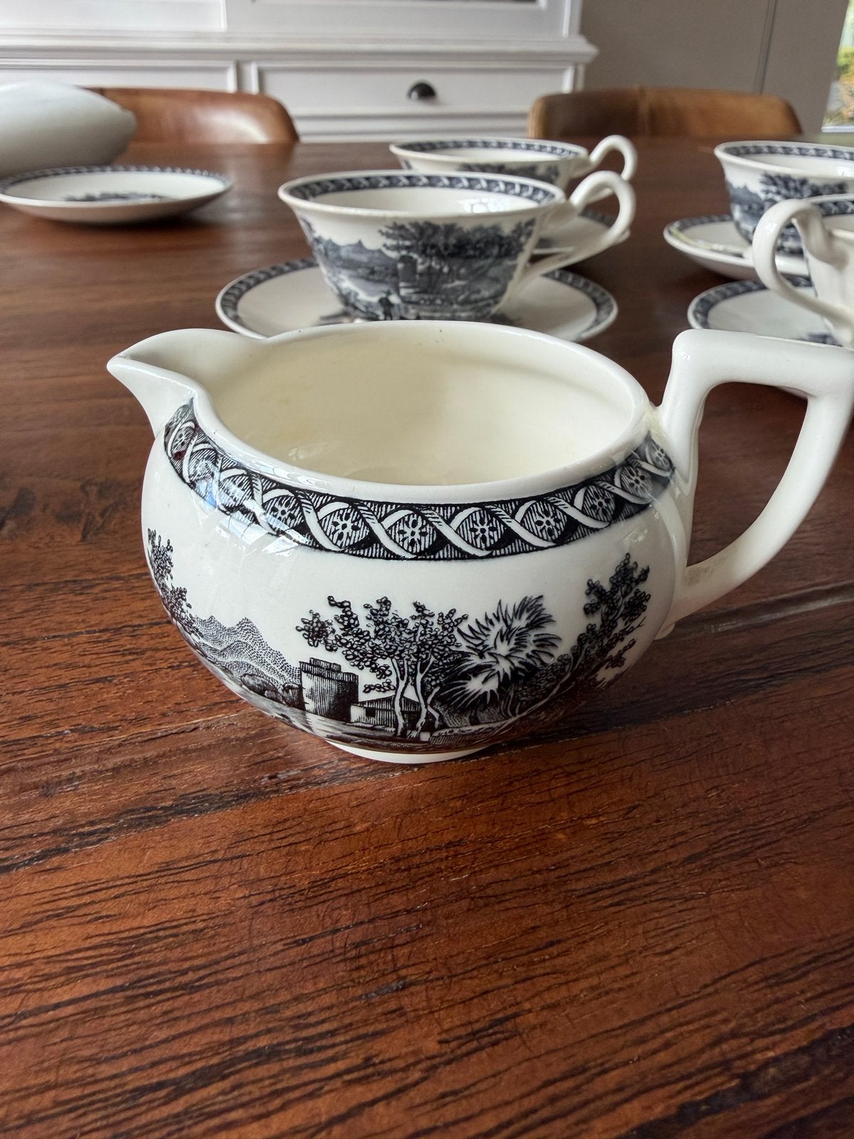 Wedgwood Barlaston Lugano Melkkan - Zwart/Wit, Ophalen of Verzenden