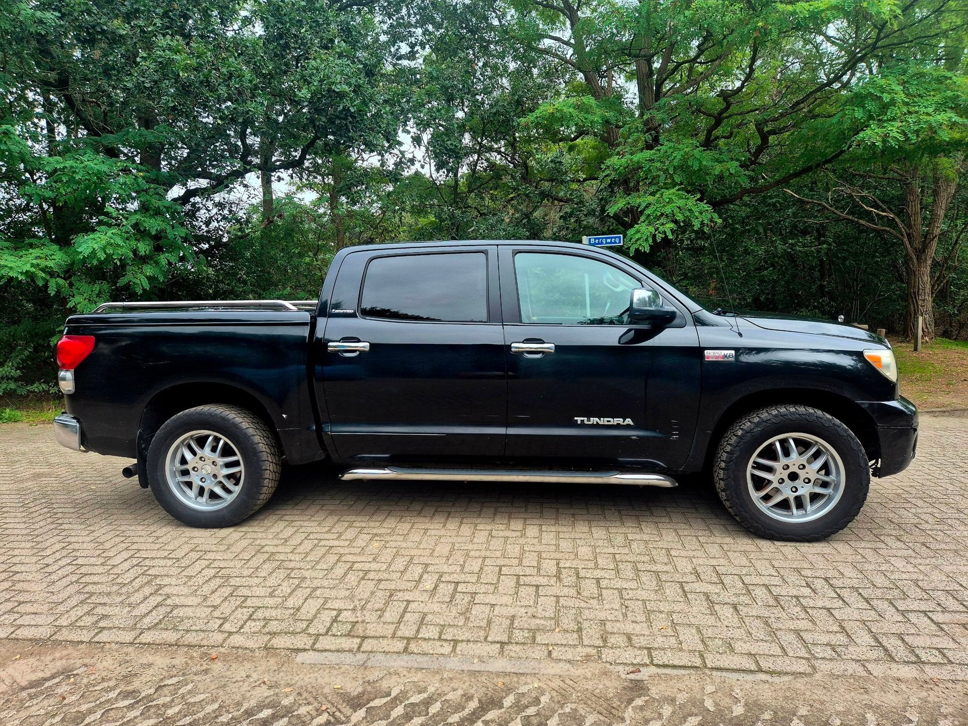 Toyota Tundra 5.7 V8 Double Cab LPG 1E eigenaar, Auto's, Automaat, 450 kg, Gebruikt, 8 cilinders