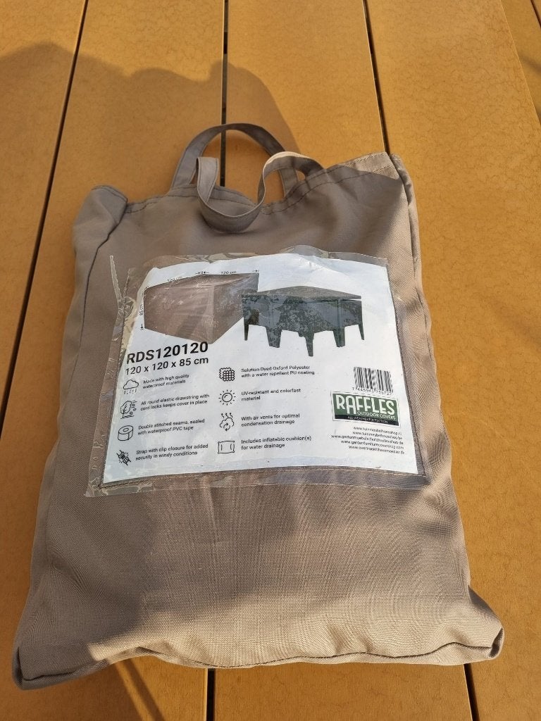 Raffles tuinmeubel hoes 120 L x120 B x 85 H cmWeinig gebrui, Ophalen of Verzenden, Zo goed als nieuw