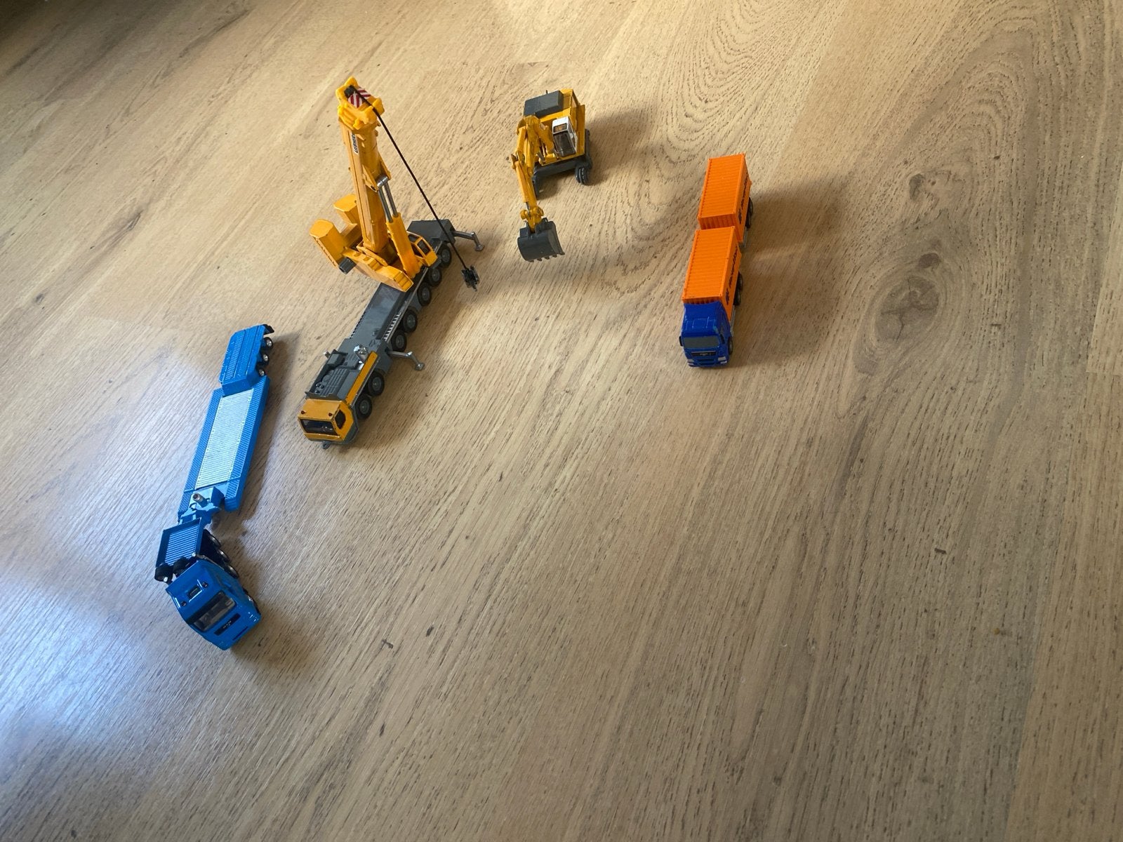 Speelgoedvoertuigen: Kraan, Graafmachine, Vrachtwagens, Ophalen, Gebruikt, Overige typen