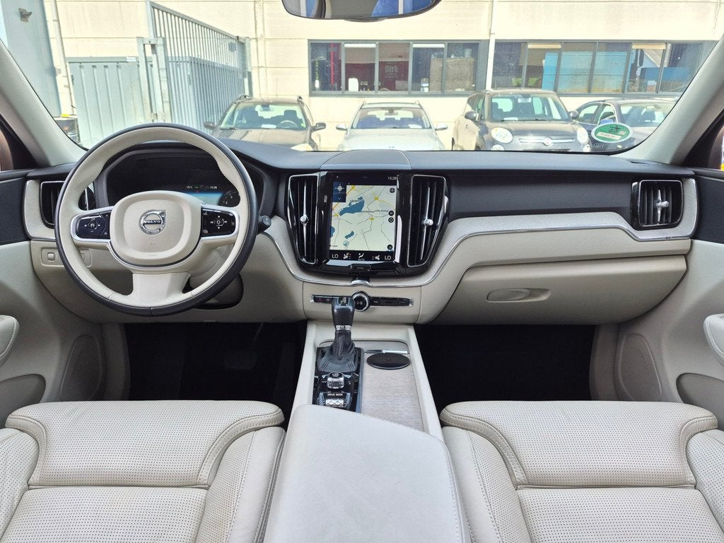 Volvo XC60 2.0 T5 Inscription|1e eig|AUT|PANO|Carplay|Camera, Gebruikt, 4 cilinders, Bedrijf, XC60