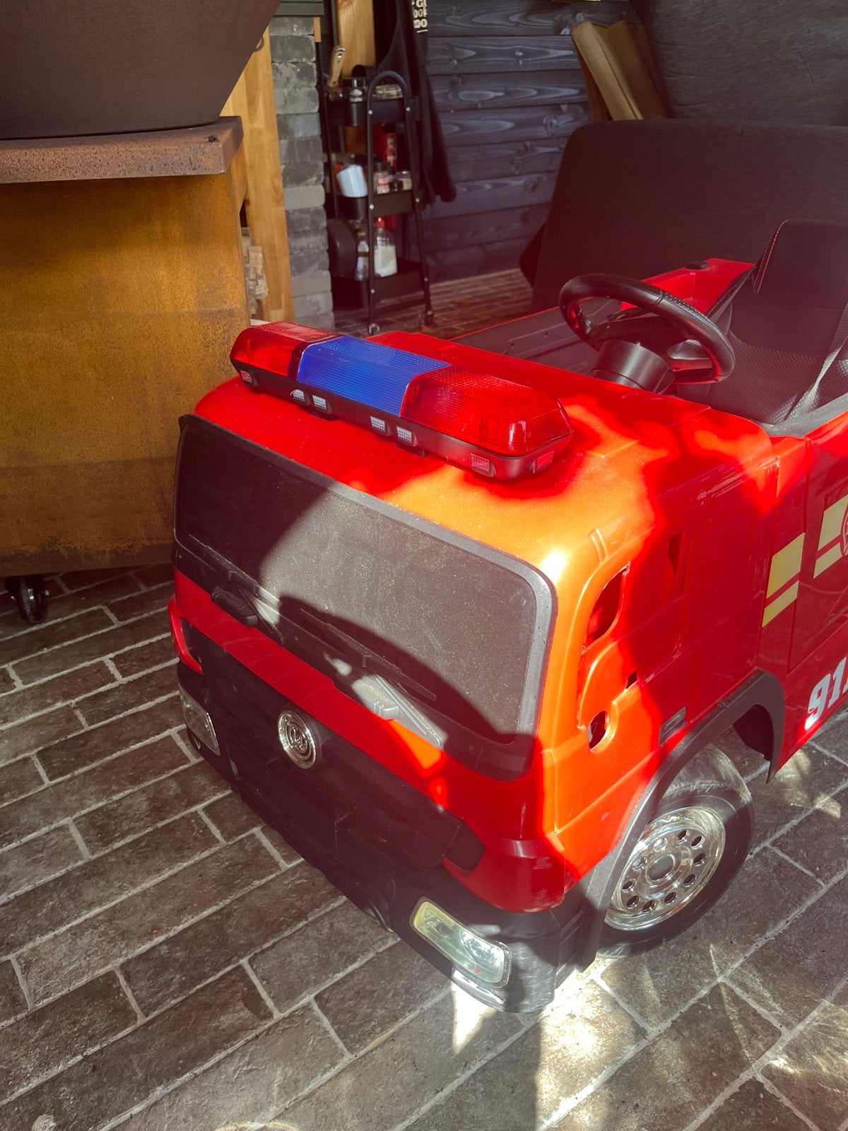 Elektrische brandweerauto - Rijdt nog super goed!, Zo goed als nieuw