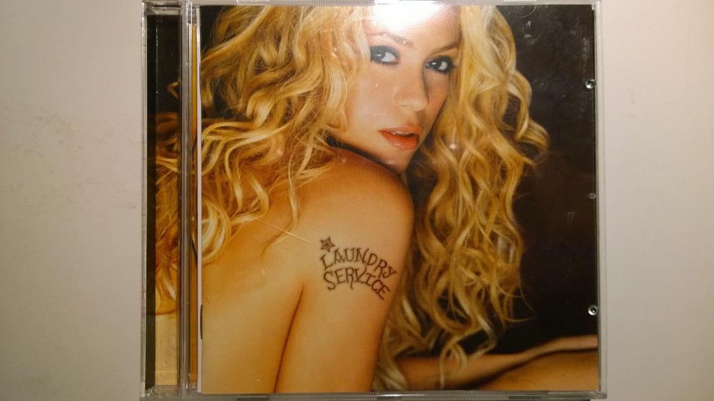 Shakira - Laundry Service, Cd's en Dvd's, Cd's | Latin en Salsa, Zo goed als nieuw, Ophalen of Verzenden