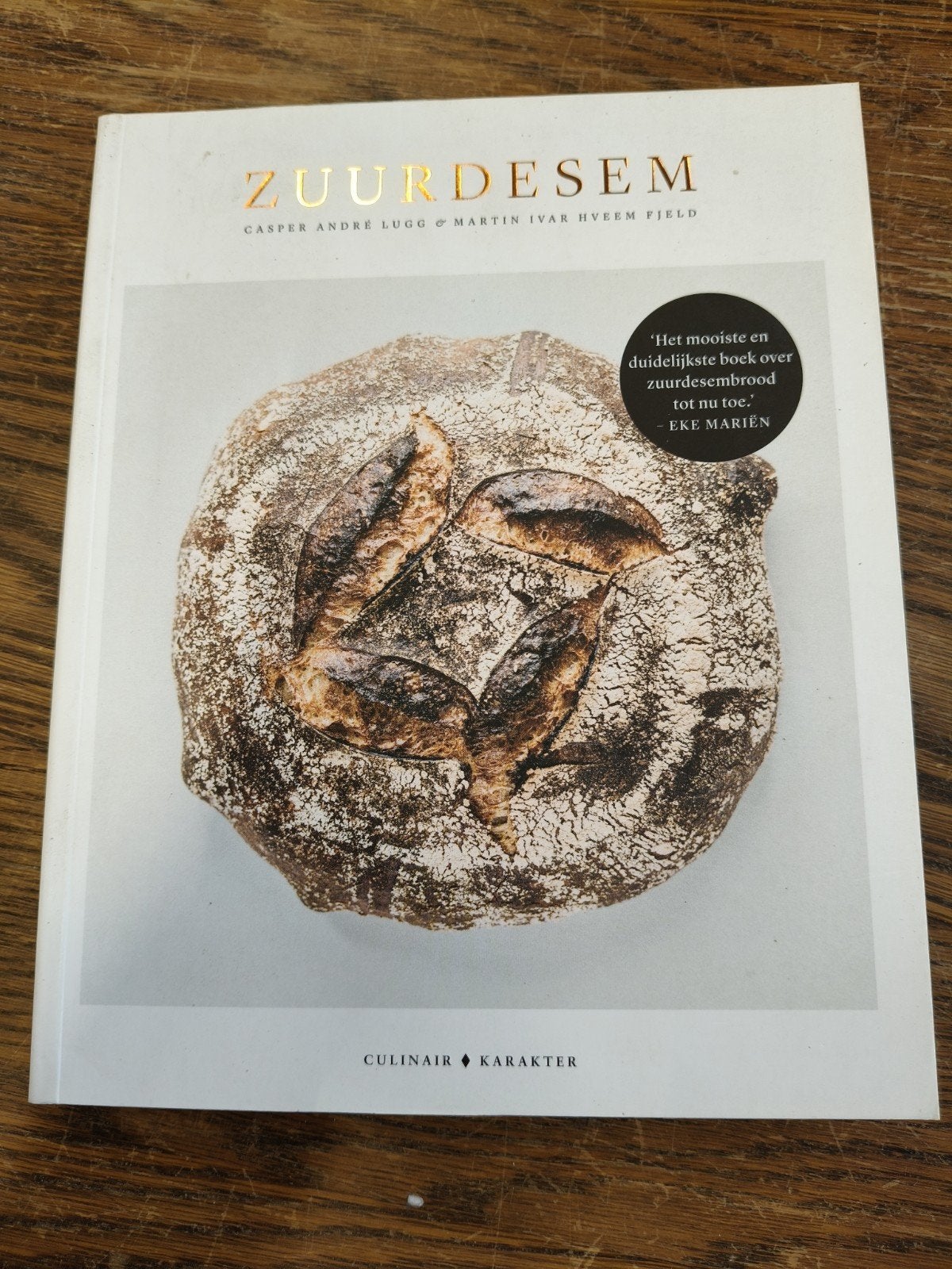 Zuurdesem brood bakboek - Casper Andre Lugg, Boeken, Kookboeken, Overige typen, Ophalen of Verzenden, Overige gebieden, Casper Andre Lugg & Martin Ivar Hveem Fjeld