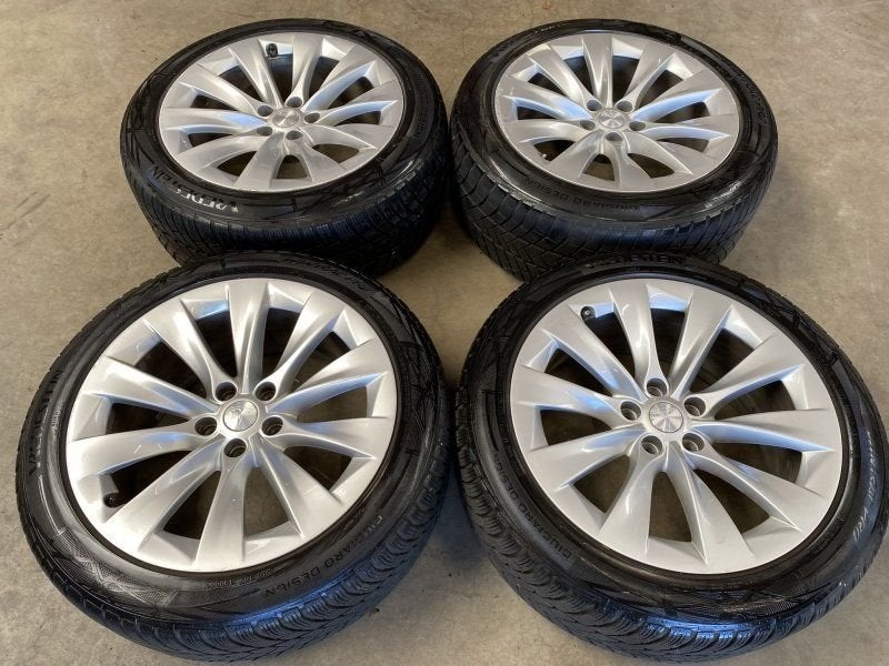 20 inch originele Slipstream velgen + winterbanden Tesla Mod, Auto-onderdelen, Gebruikt, 255 mm, -, -