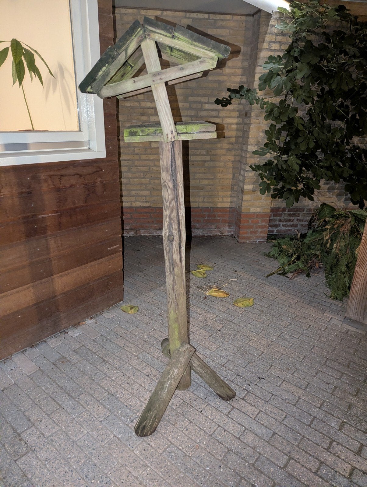 Vogel voederhuis, Ophalen