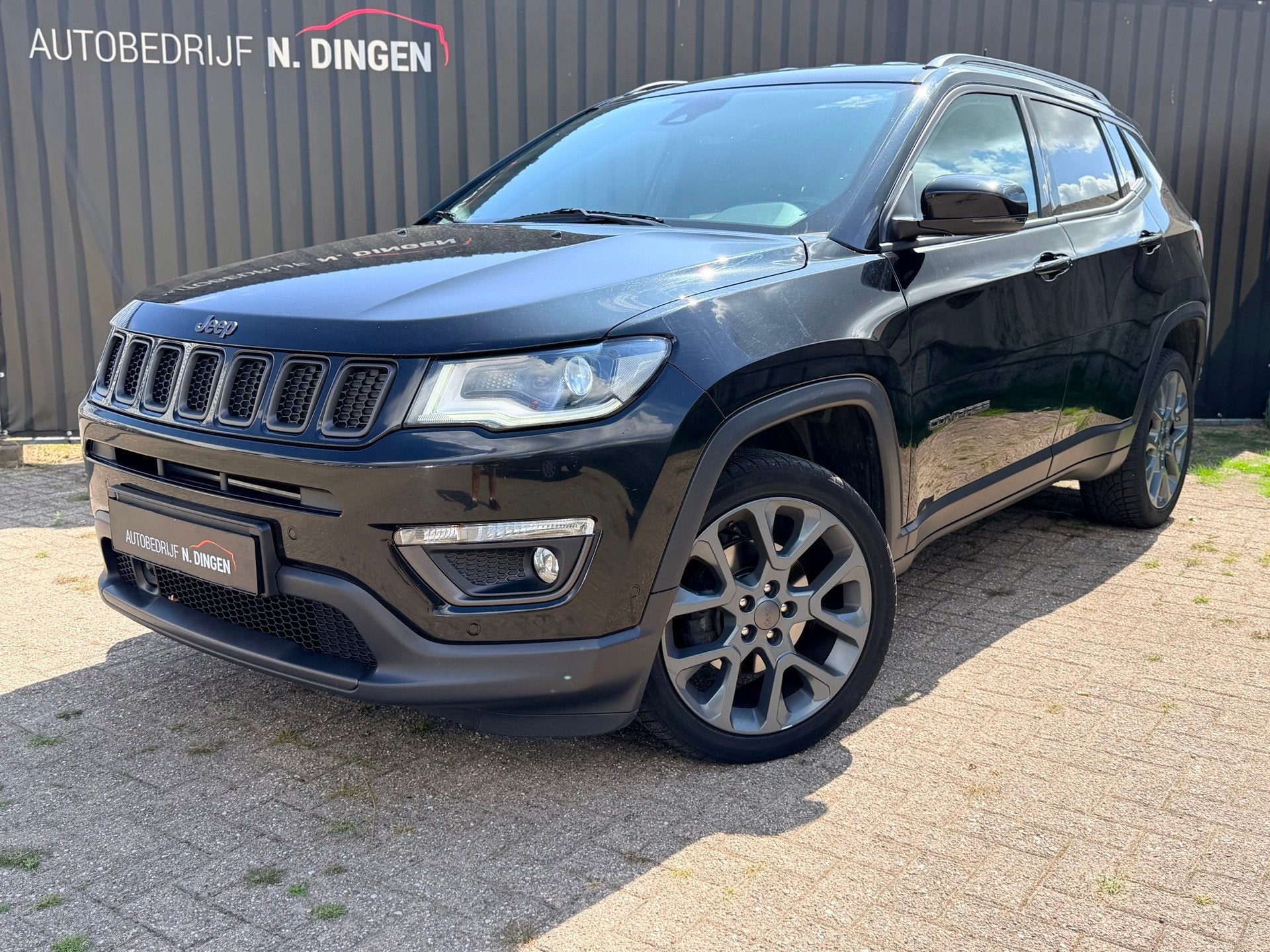 Jeep Compass 1.4 MultiAir sport 4x4 beats leer trekhaak, Auto's, Jeep, Automaat, Gebruikt, Zwart, 4 cilinders