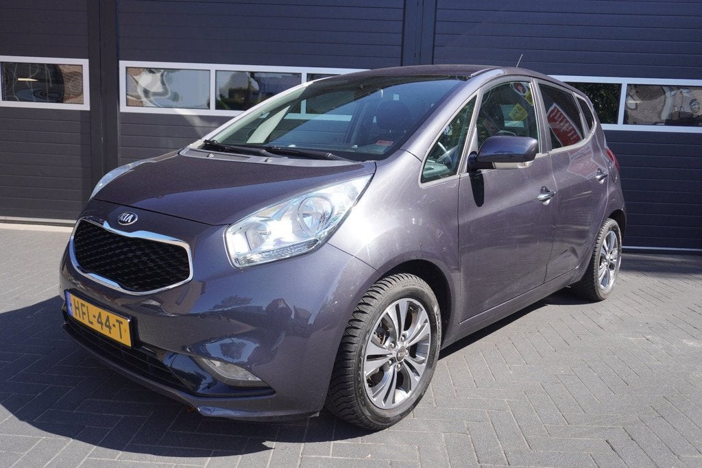 Kia VENGA 1.4 Airco/Navi/Camera/Park.sensor achter/Stuur- en, Auto's, Kia, Voorwielaandrijving, Stof, Gebruikt, Euro 6