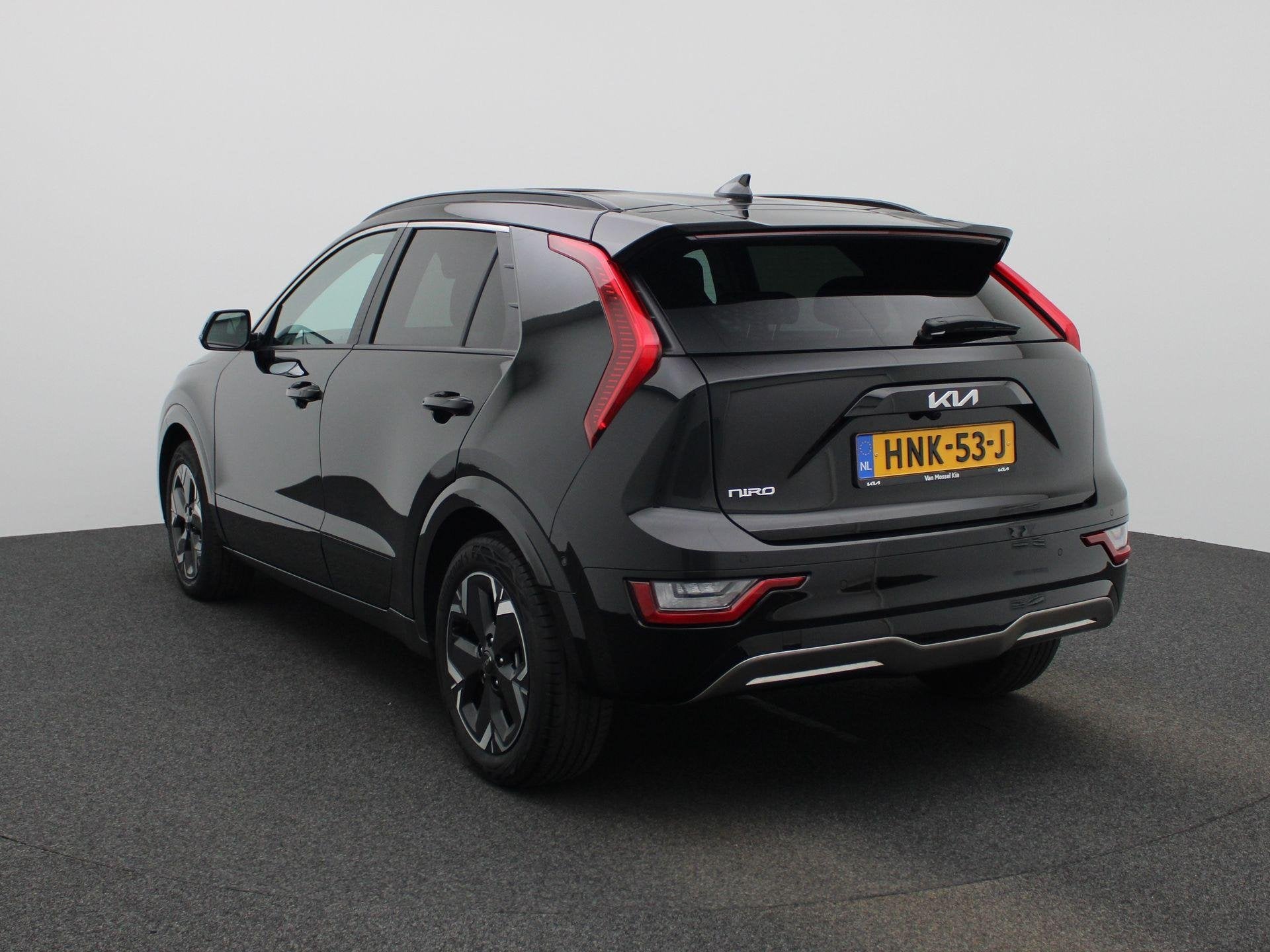 Kia Niro EV Plus Advanced 64.8 kWh | Stoel en Stuur Verwarmi, Auto's, 750 kg, 1657 kg, Zwart, Origineel Nederlands