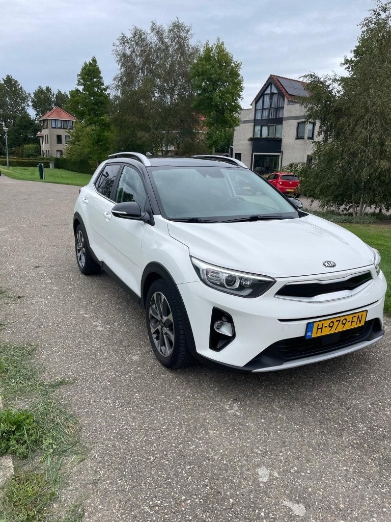 Kia Stonic Dynamic Plus, Auto's, Voorwielaandrijving, Dealer onderhouden, 450 kg, Stuurwielverwarming