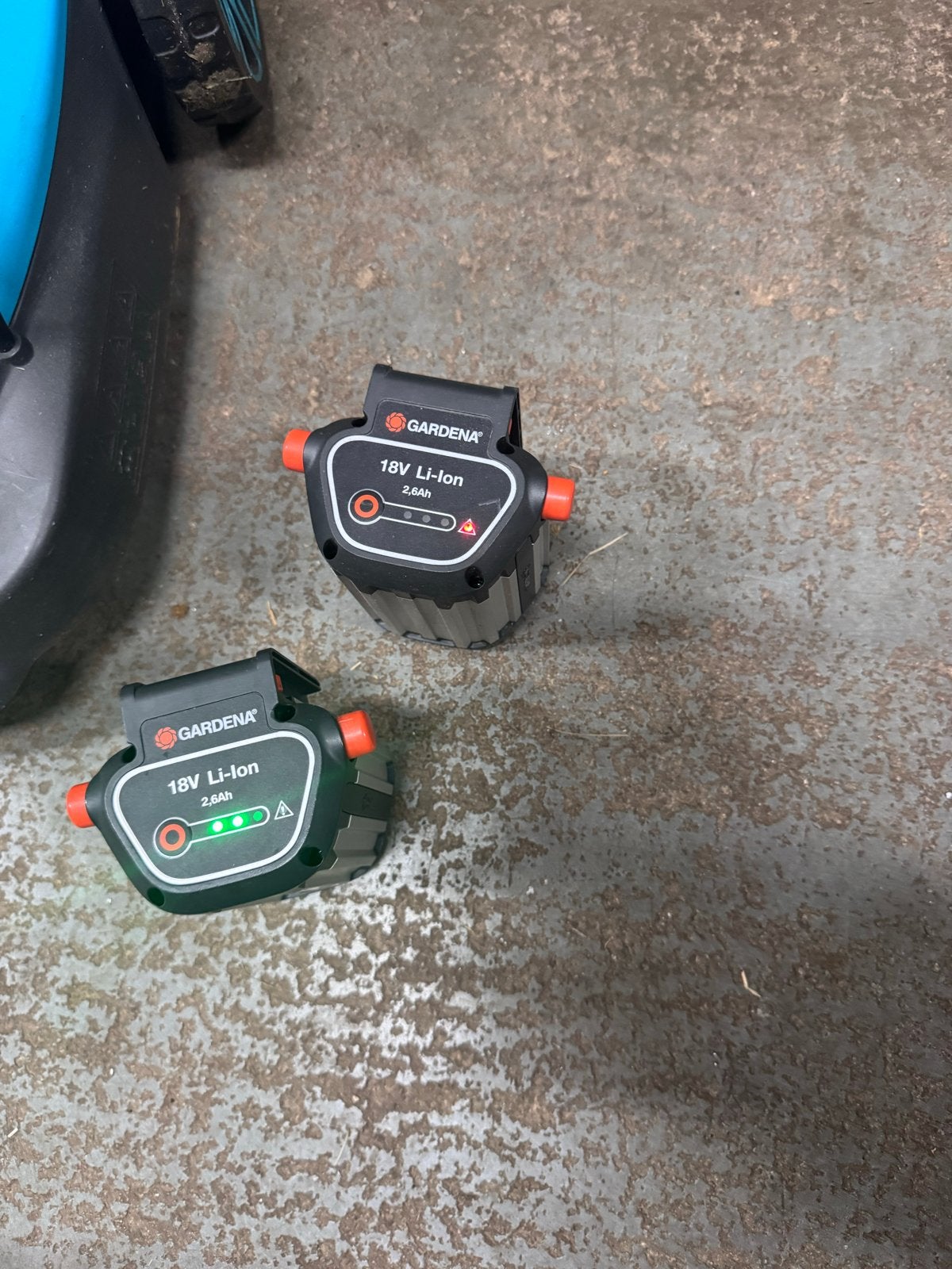 Gardena Handymower met 2 accu's (waarvan 1 defect), Ophalen, Gebruikt, Accu-grasmaaier