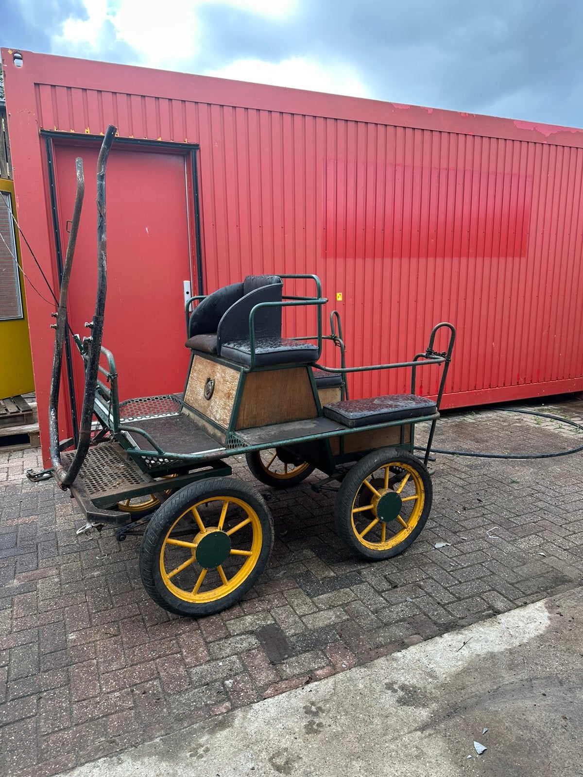 Men koets, Dieren en Toebehoren, Gebruikt, Overige typen, Paard of Pony, Gesloten