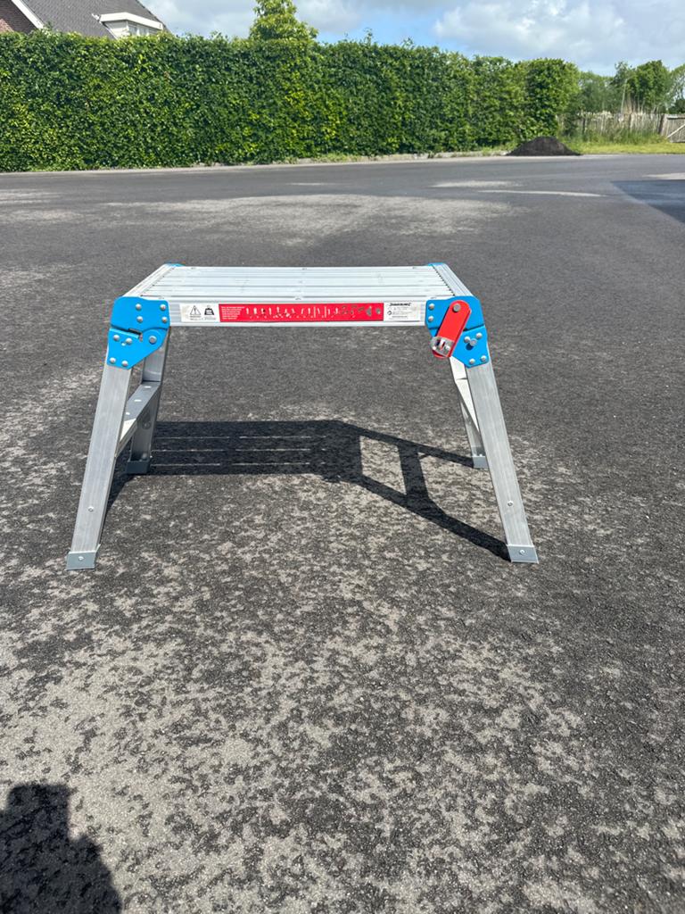Opvouwbare stucadoorstrap / schilderstrap, Doe-het-zelf en Verbouw, Ladders en Trappen, Trap, Ophalen of Verzenden, Zo goed als nieuw
