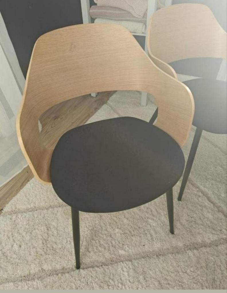 3 prachtige eetkamerstoelen in goede staat, Huis en Inrichting, Stoelen, Ophalen