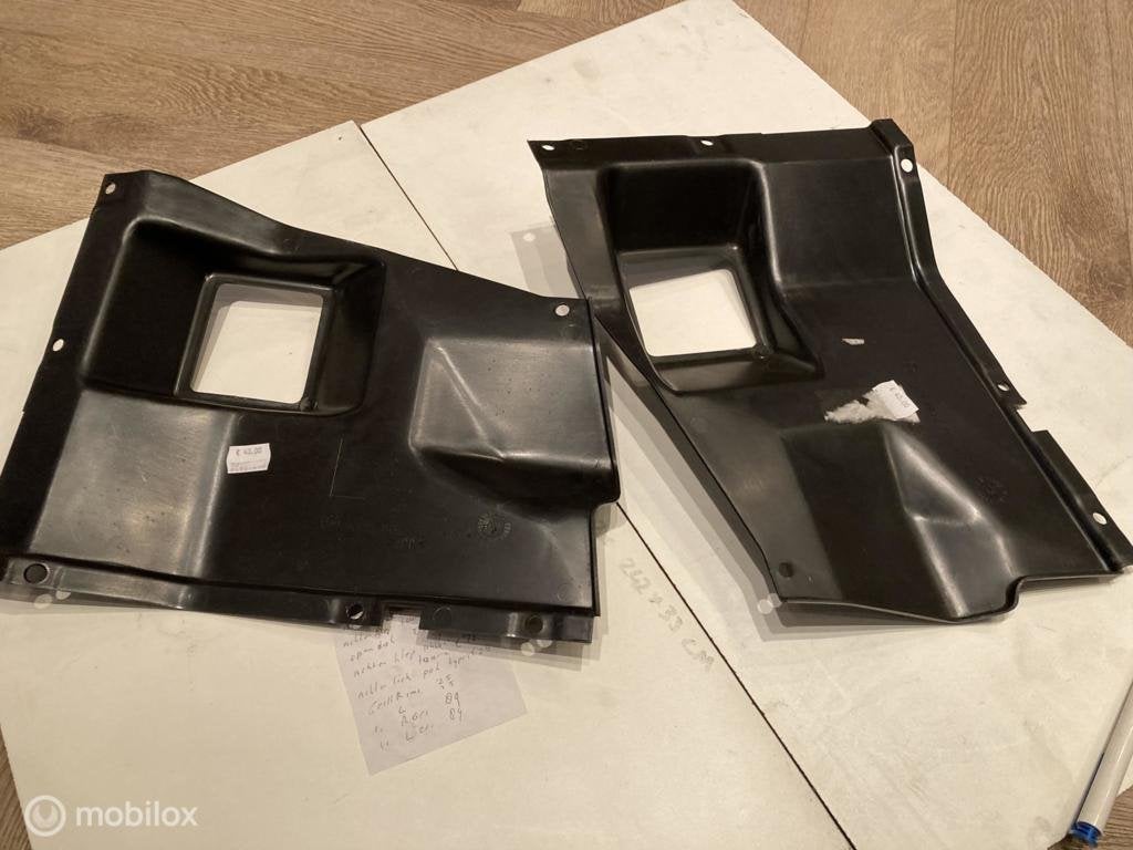 Binnenscherm linksvoor of rechtsvoor Bmw e30 type 2, Nieuw, Ophalen of Verzenden, BMW, BMW