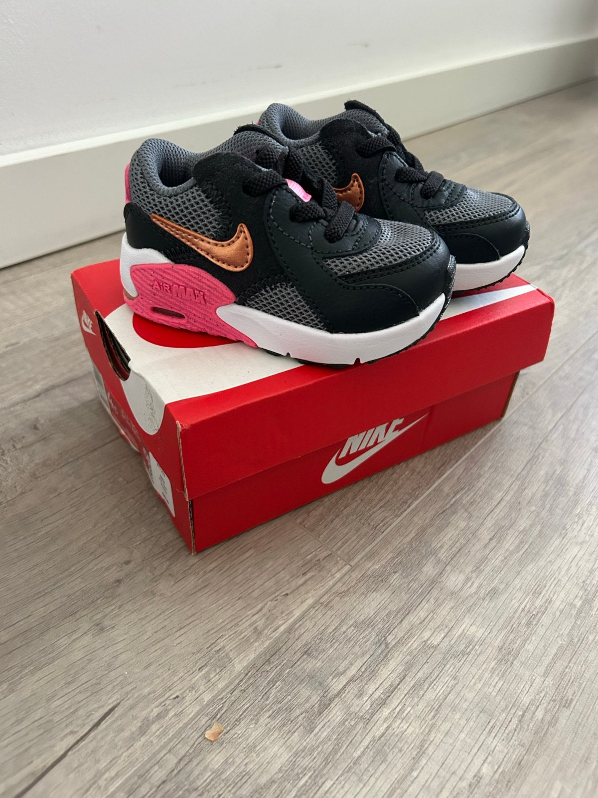 Nieuwe Nike Air Max schoenen voor baby's/peuters, Ophalen of Verzenden, Nieuw, Jongetje of Meisje, Schoentjes