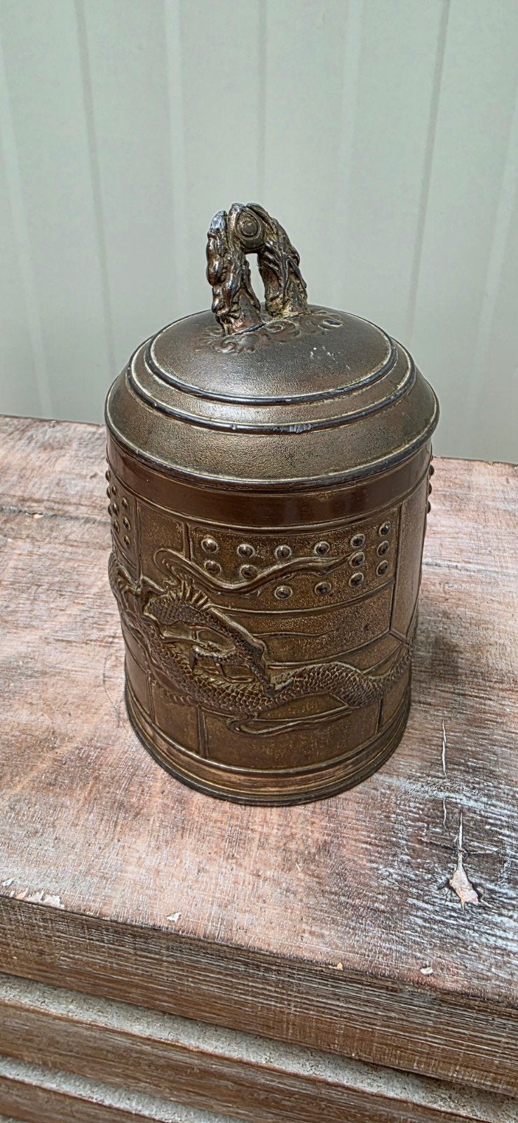 Een mooi doorleefde, tabaks pot ? uit China. draken-decor, Ophalen of Verzenden
