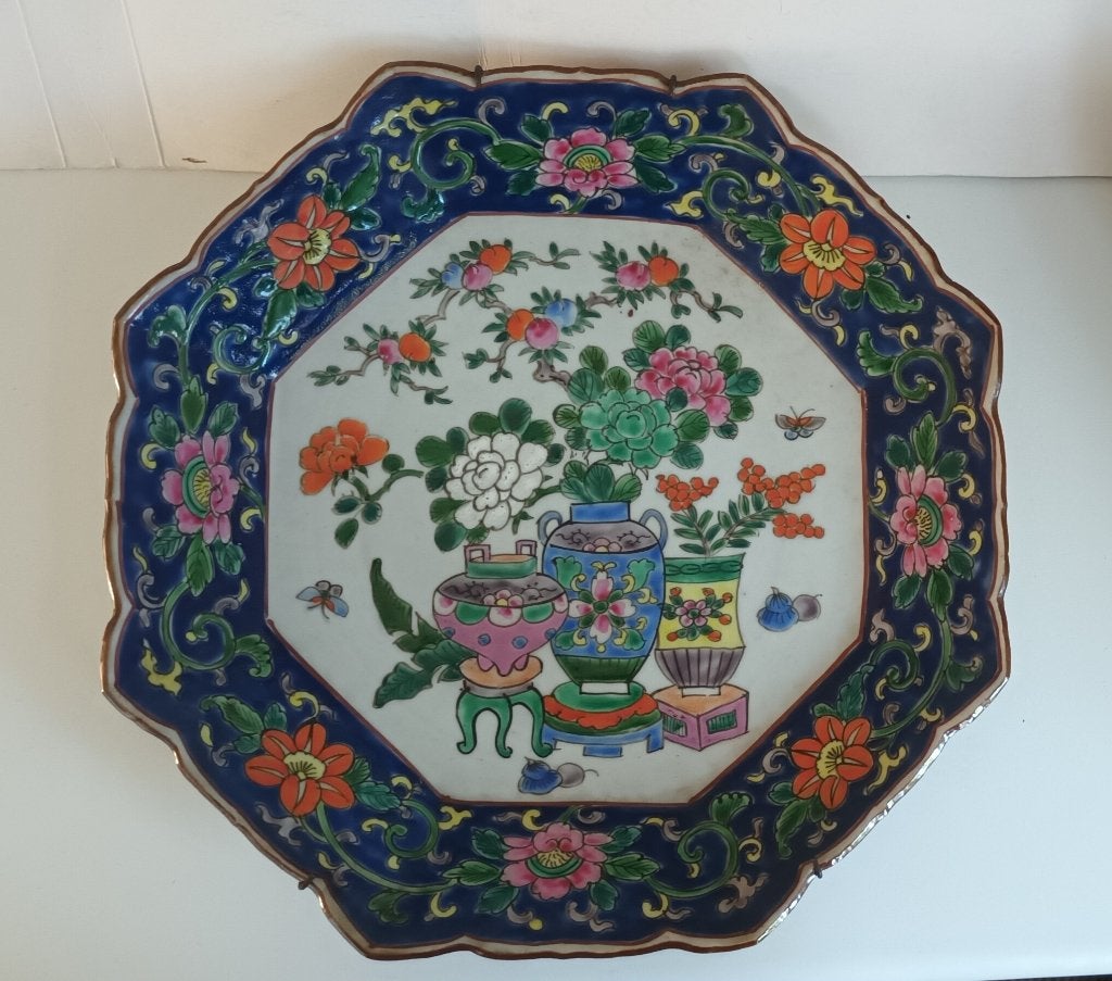 Antiek chinees japans porselein bord floraal decor Meiji, Antiek en Kunst, Antiek | Porselein, Ophalen of Verzenden
