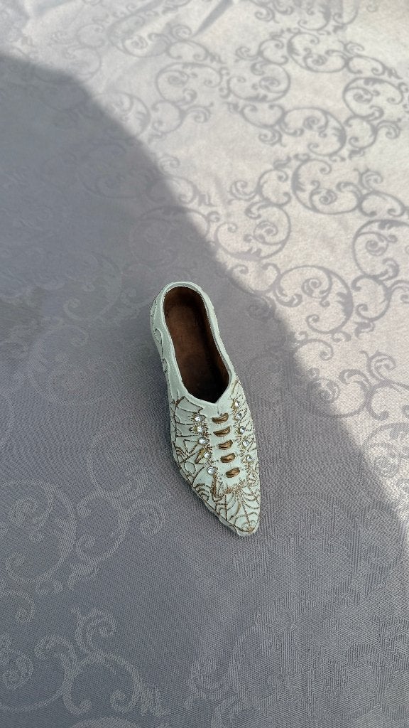 Ashton Drake – Baroque Splendor Classic Ivory Diamonds, Verzamelen, Ophalen of Verzenden, Zo goed als nieuw