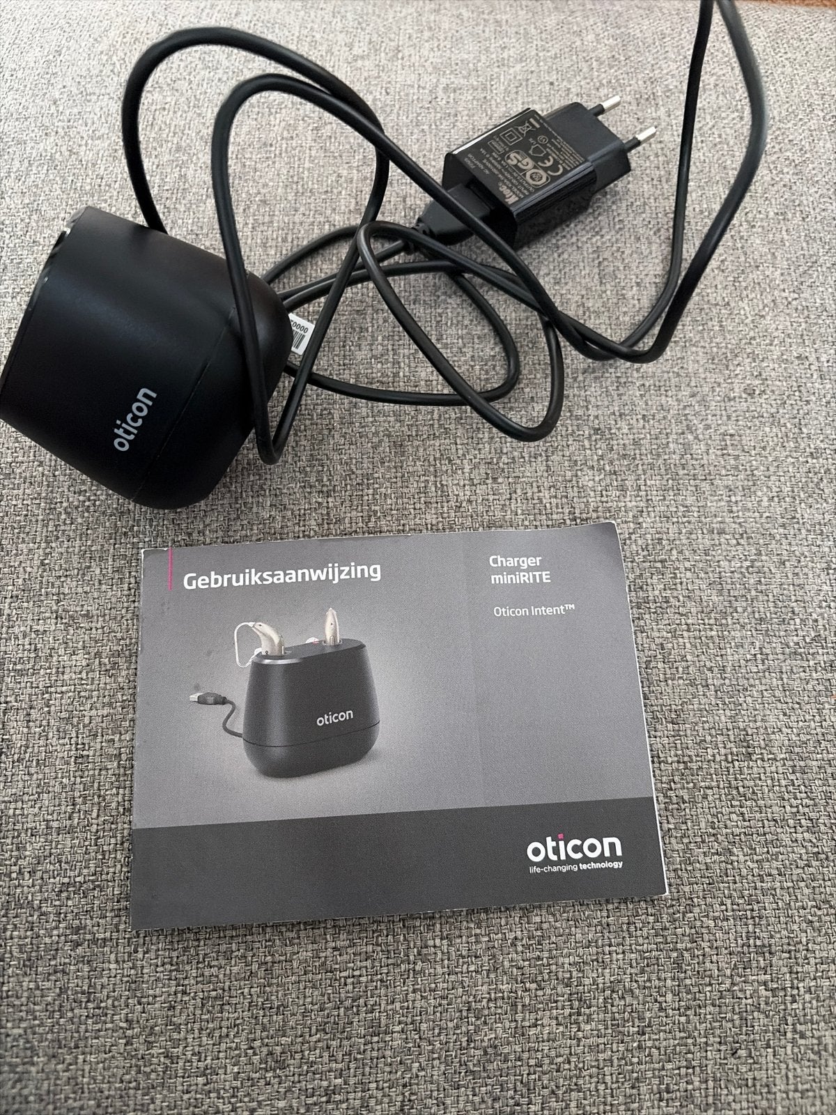 Oticon miniRITE oplader voor hoortoestellen, Ophalen of Verzenden, Zo goed als nieuw