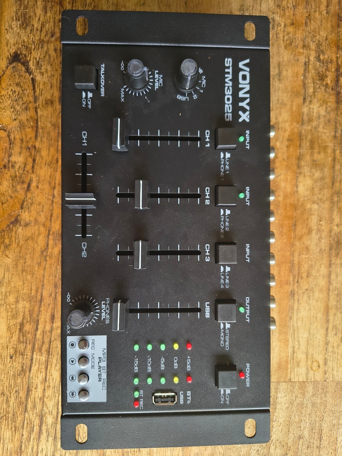 Vonyx STM3025 7-kanaals mixer met USB/MP3/BT Audio, Muziek en Instrumenten, Ophalen of Verzenden, Zo goed als nieuw, 5 tot 10 kanalen