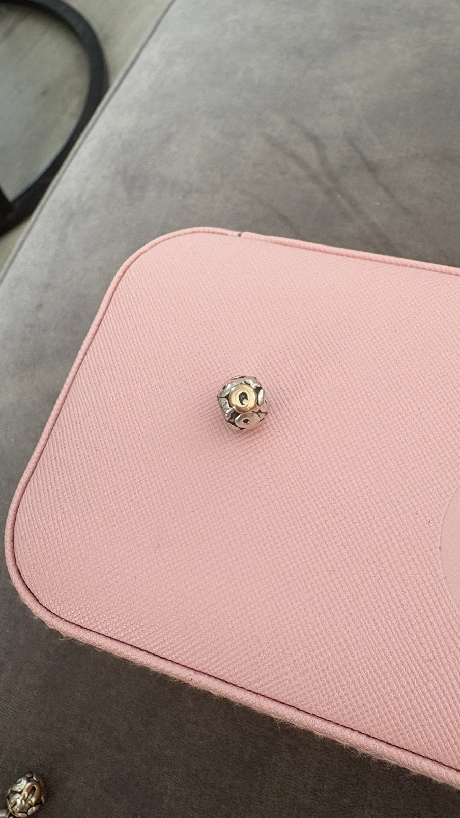 Pandora two tone bedels Q, Ophalen of Verzenden, Zo goed als nieuw, Goud, Pandora