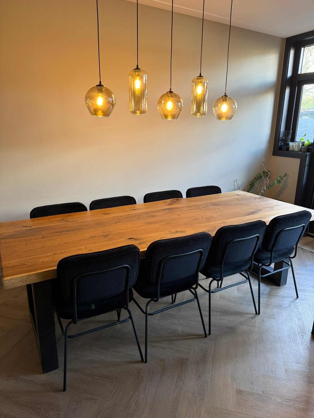 Zwarte fluwelen eetkamerstoelen, Huis en Inrichting, Stoelen, Ophalen, Zwart, Zo goed als nieuw, Stof