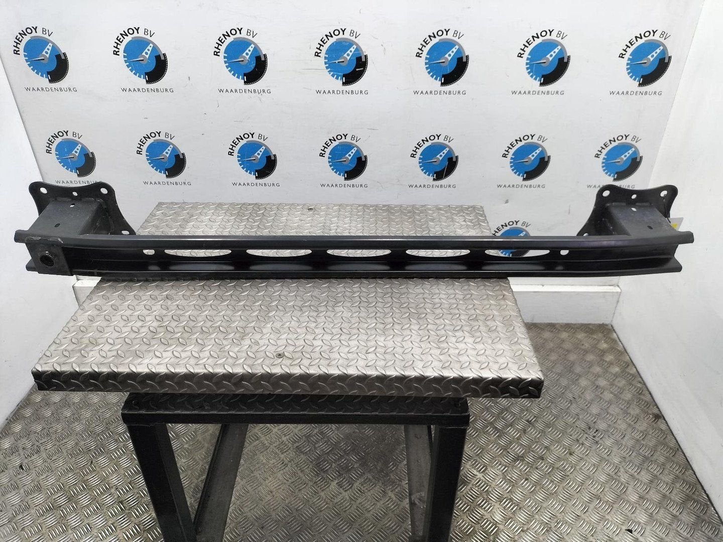 FORD TRANSIT CUSTOM SWB Trail BUMPERBALK ACHTER PZ3117913BP1, Gebruikt, Ophalen of Verzenden, Stiba lid, Achter