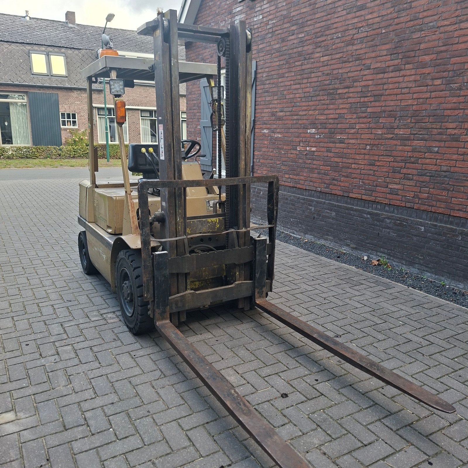 te koop mitsubishi diesel heftruck 2950euro, Diesel, Heftruck, Ophalen of Verzenden, Mitsubishi