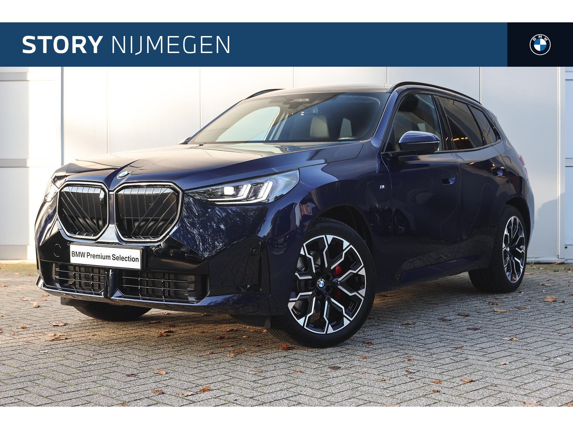 BMW X3 30e xDrive M Sport Automaat / Trekhaak / Panoramadak, Gebruikt, Euro 6, 4 cilinders, Blauw