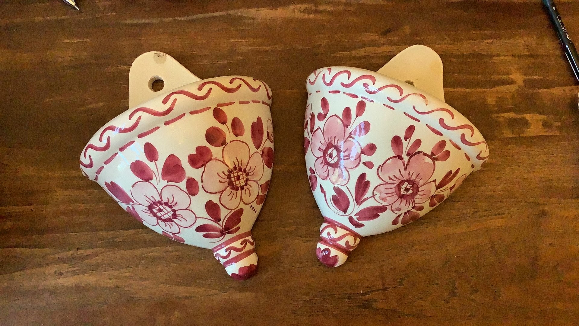 Plantenhanger muurhanger bloempot brocante 40€, Gebruikt, Overige materialen, Overige stijlen, Roze