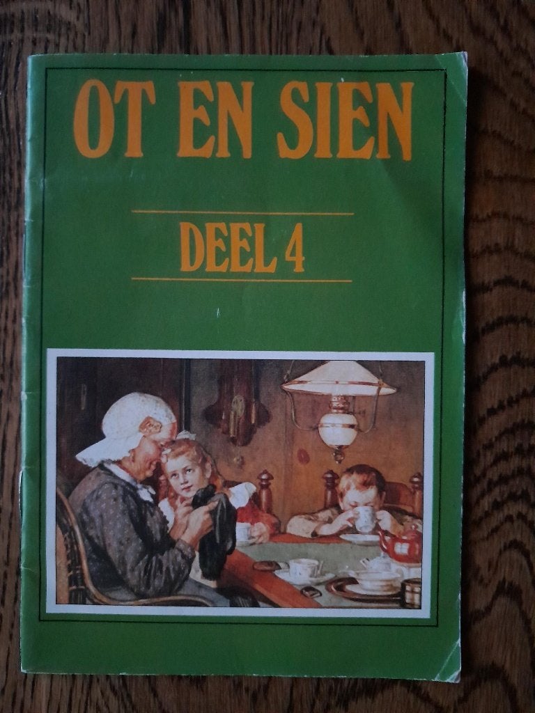 Ot en Sien. Deel 4. Uitgegeven door Honig Merkartikelen B.V., Ophalen of Verzenden, Gebruiksvoorwerp
