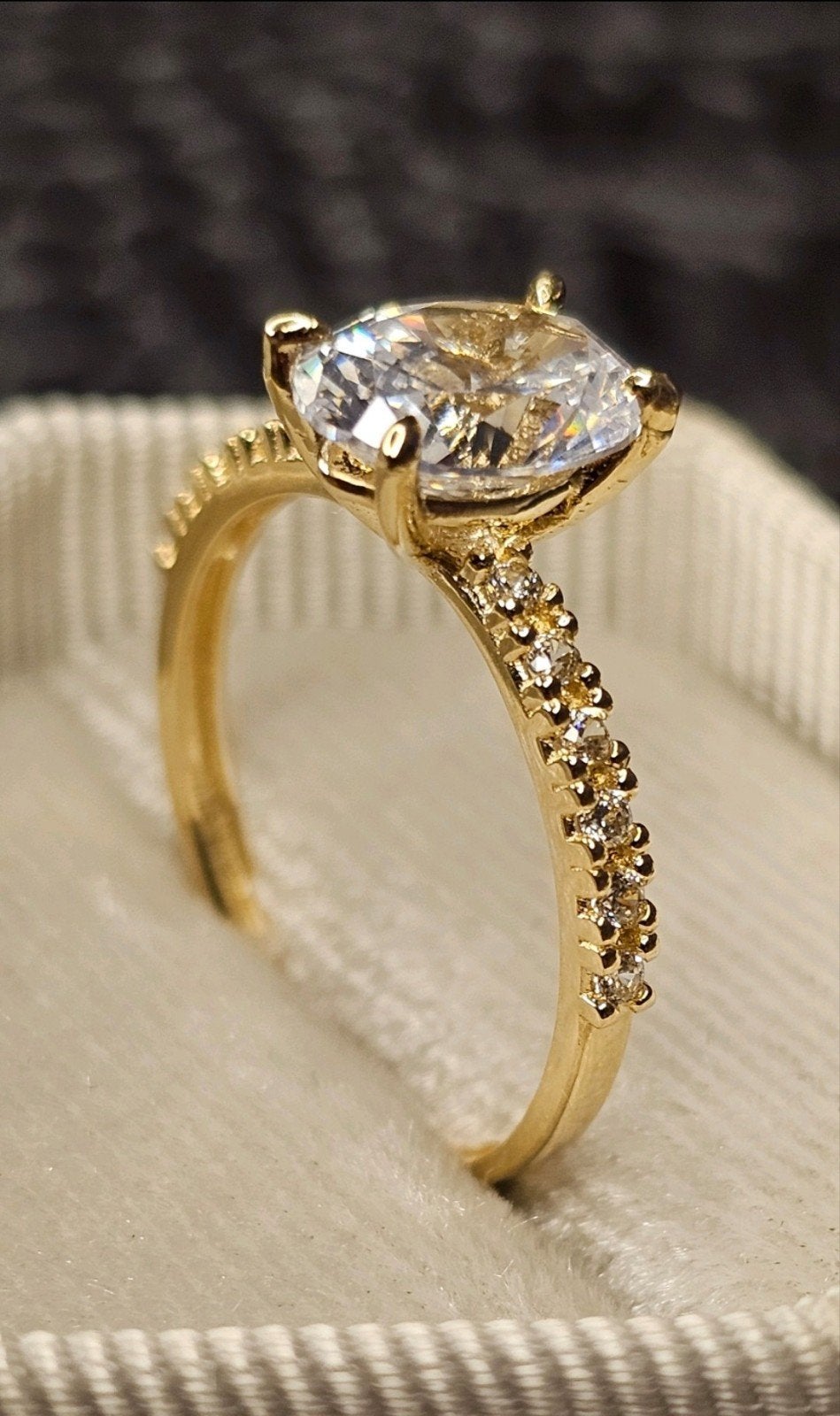 Mooie Ovaal steen 14k Gouden ring, Nieuw, Ophalen of Verzenden, 17 tot 18, Dame