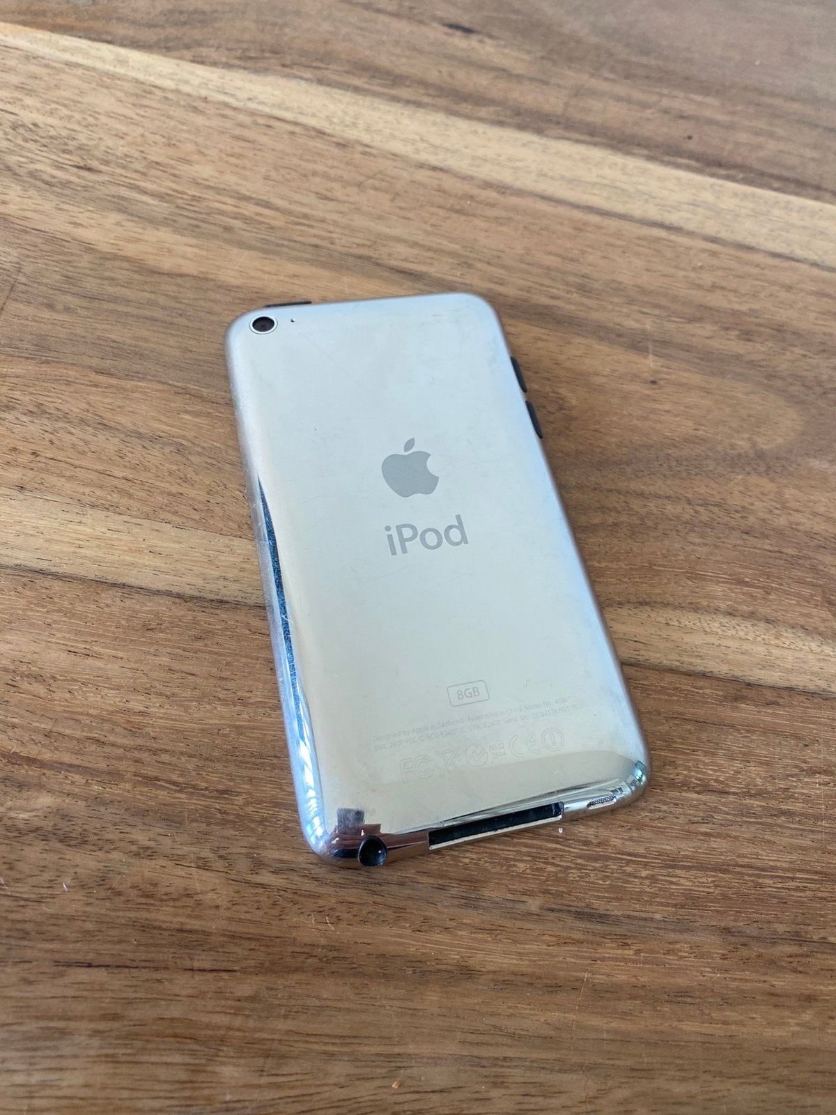 iPOD Touch 4e generatie - A1367, Ophalen, Zo goed als nieuw, Touch, Met radio