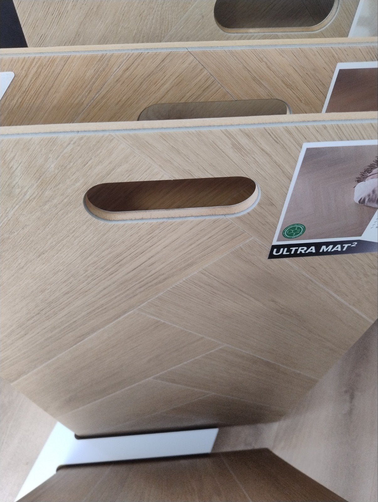Foto 2 van Belakos Futuro plak en click pvc ultra mat