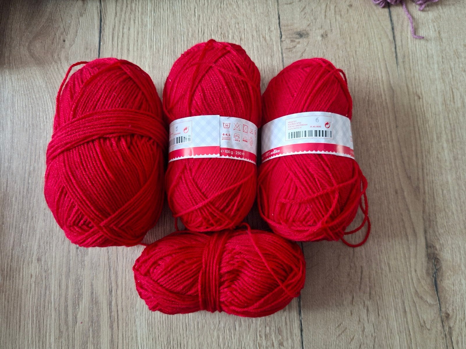 Hema Breigaren Rood - 100 gram bollen, Hobby en Vrije tijd, Breien en Haken, Ophalen of Verzenden, Zo goed als nieuw, Breien, Wol of Garen