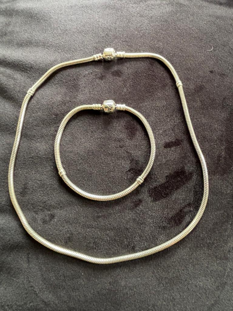 Pandora zilveren ketting en armband, Ophalen of Verzenden, Zo goed als nieuw, Zilver
