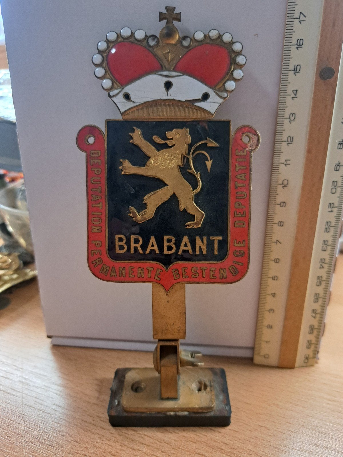 Emaille schildje/ornament met leeuw en tekst, Ophalen of Verzenden, Zo goed als nieuw, Reclamebord