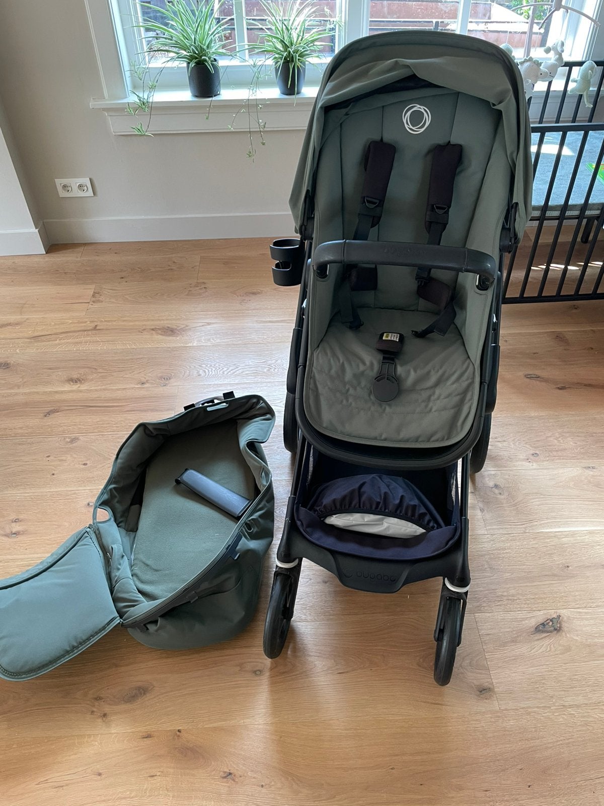 Complete Bugaboo Fox 5 wandelwagen - zeer nette staat, Kinderen en Baby's, Kinderwagens en Combinaties, Ophalen, Zo goed als nieuw