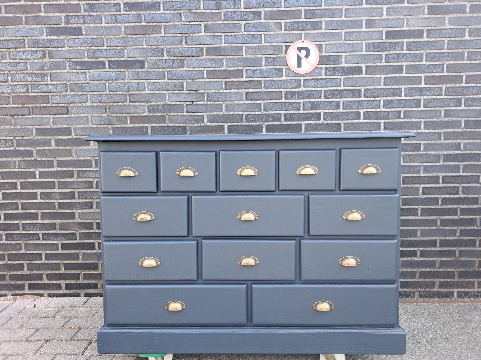 Grijze grenen ladekast commode refurbished, Huis en Inrichting, Kasten | Ladekasten, Gebruikt, Minder dan 100 cm, 100 tot 150 cm