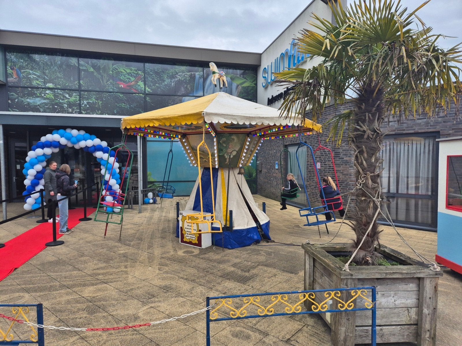 zweefmolen huren boor al uw feesten en evenement, Hobby en Vrije tijd, Ophalen, Gebruikt, Overige