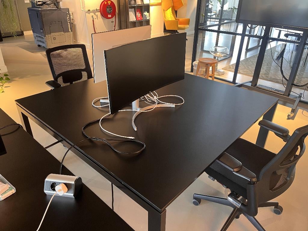 Bureautafel Ahrend 5 stuks, prijs per stuk, Werkplek, Ophalen, Gebruikt, Bureau