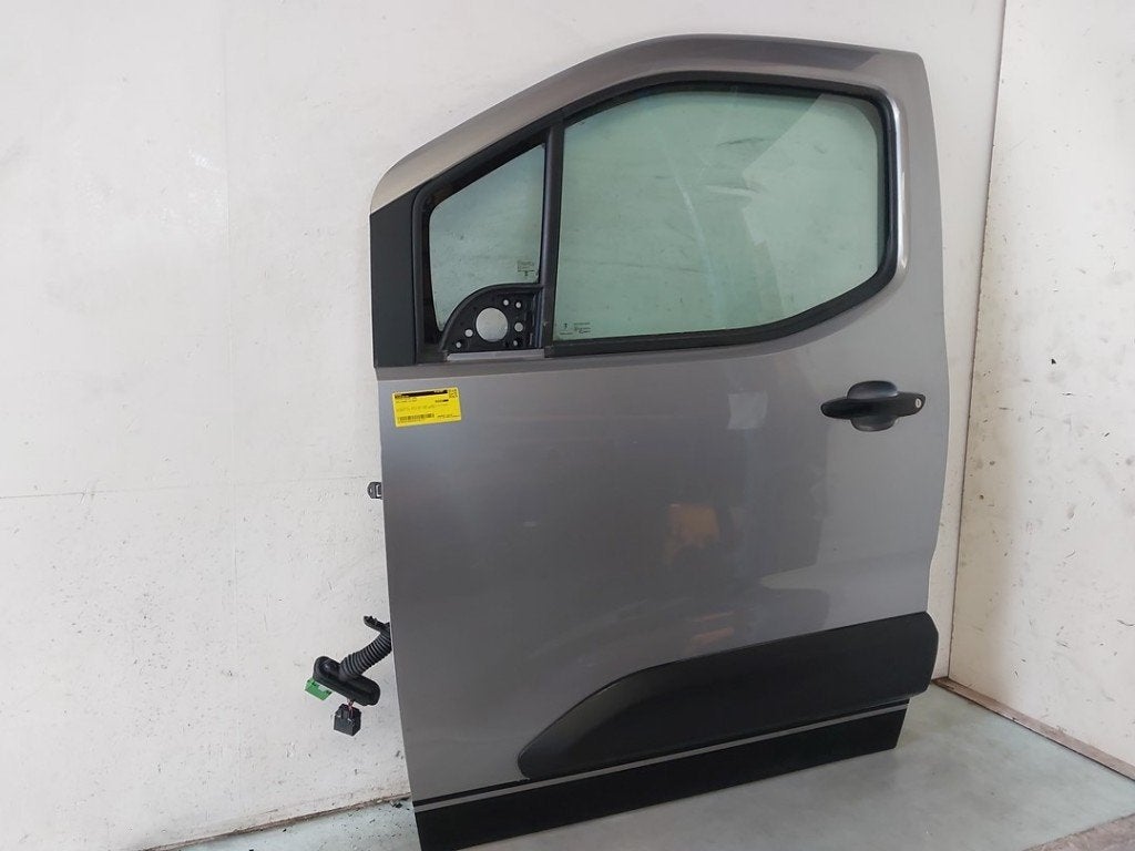 Portier Links Voor Opel Combo Cargo (2018-08/..) 9822696380, Gebruikt, Bahnhofsplatz, Rüsselsheim am Main 65423, , Duitsland, Opel