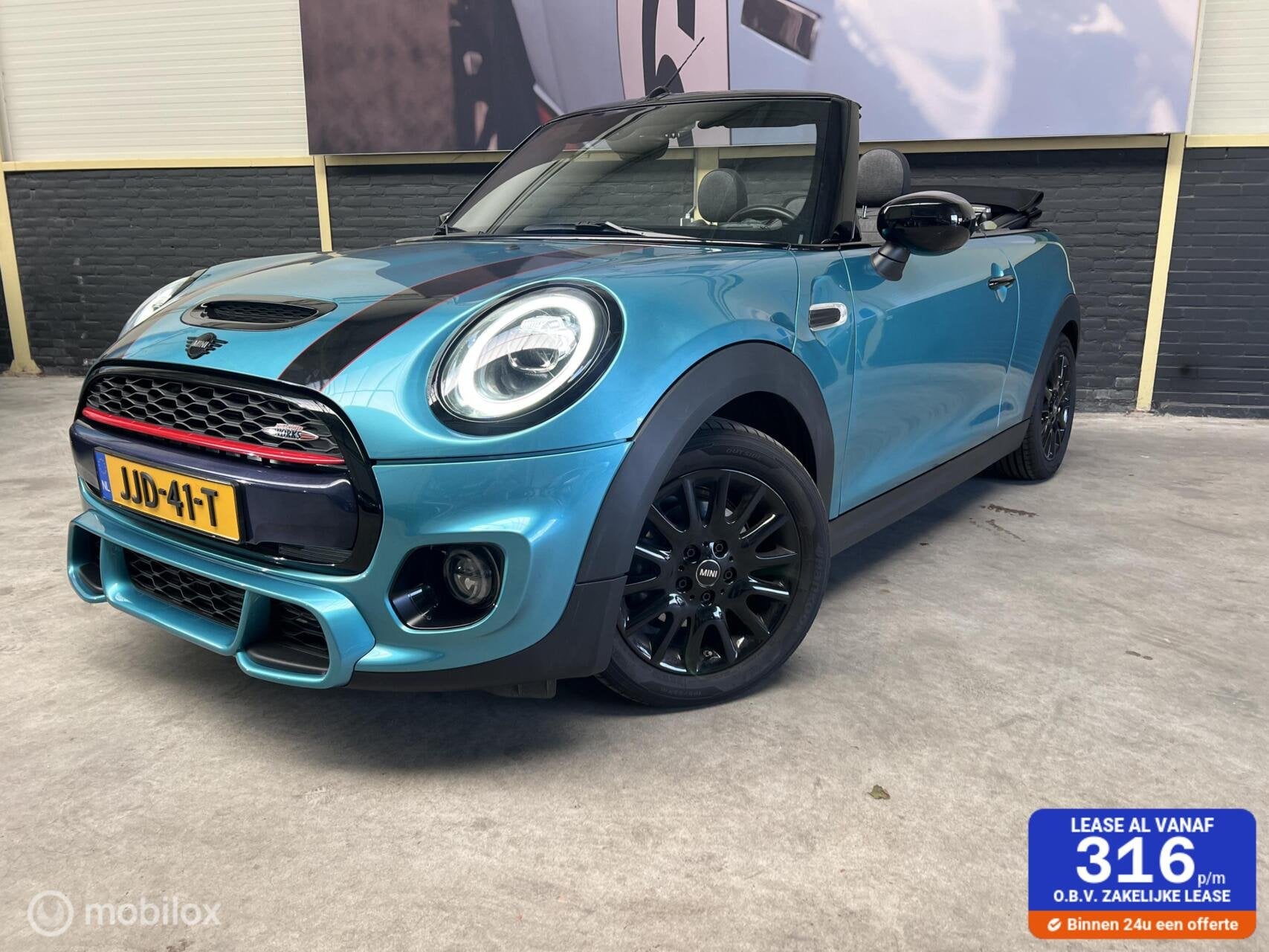 Mini Cabrio 1.5 Cooper Chili| JCW|Carribeanaqua metallic|, Voorwielaandrijving, 136 pk, Gebruikt, Cabriolet